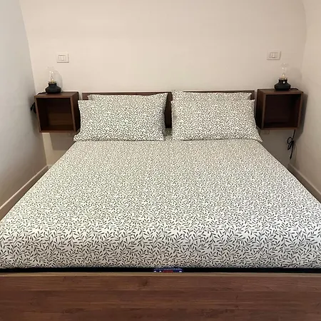 Santo Stefano Loft アパートホテル