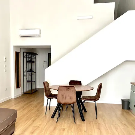 アパートホテル Santo Stefano Loft ボローニャ